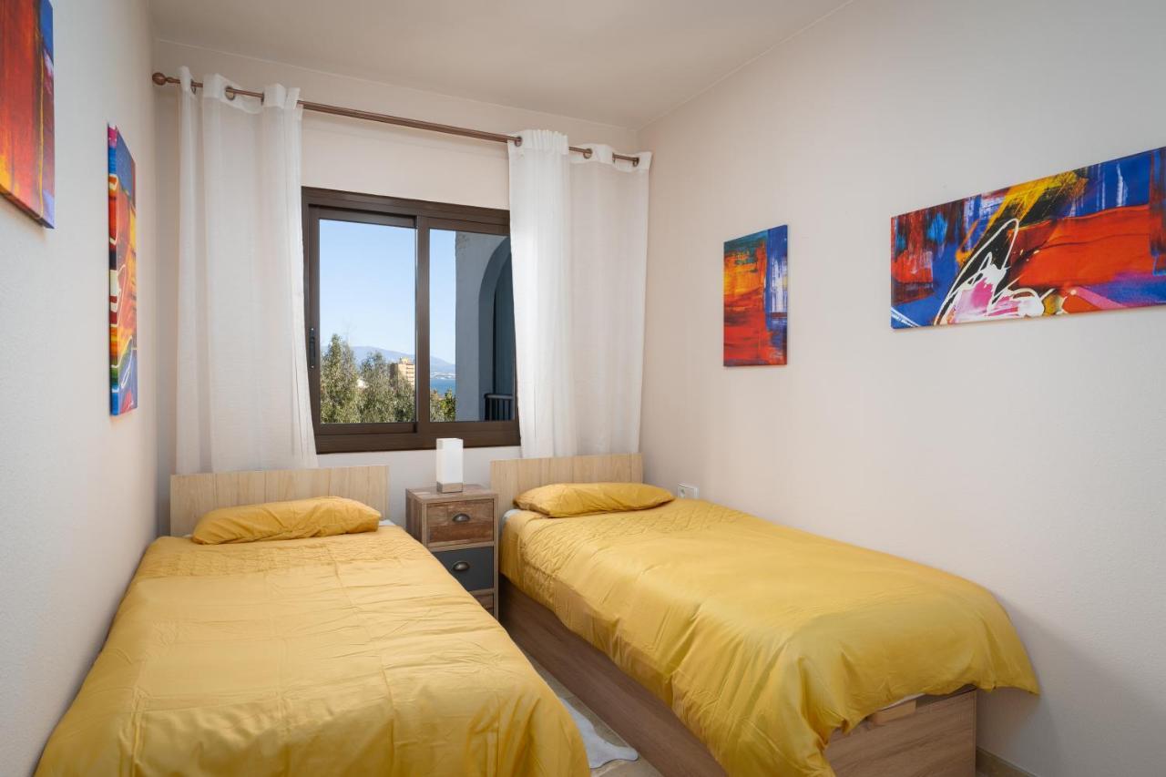 Beach Apartment Marina Duquesa مانيلفا المظهر الخارجي الصورة
