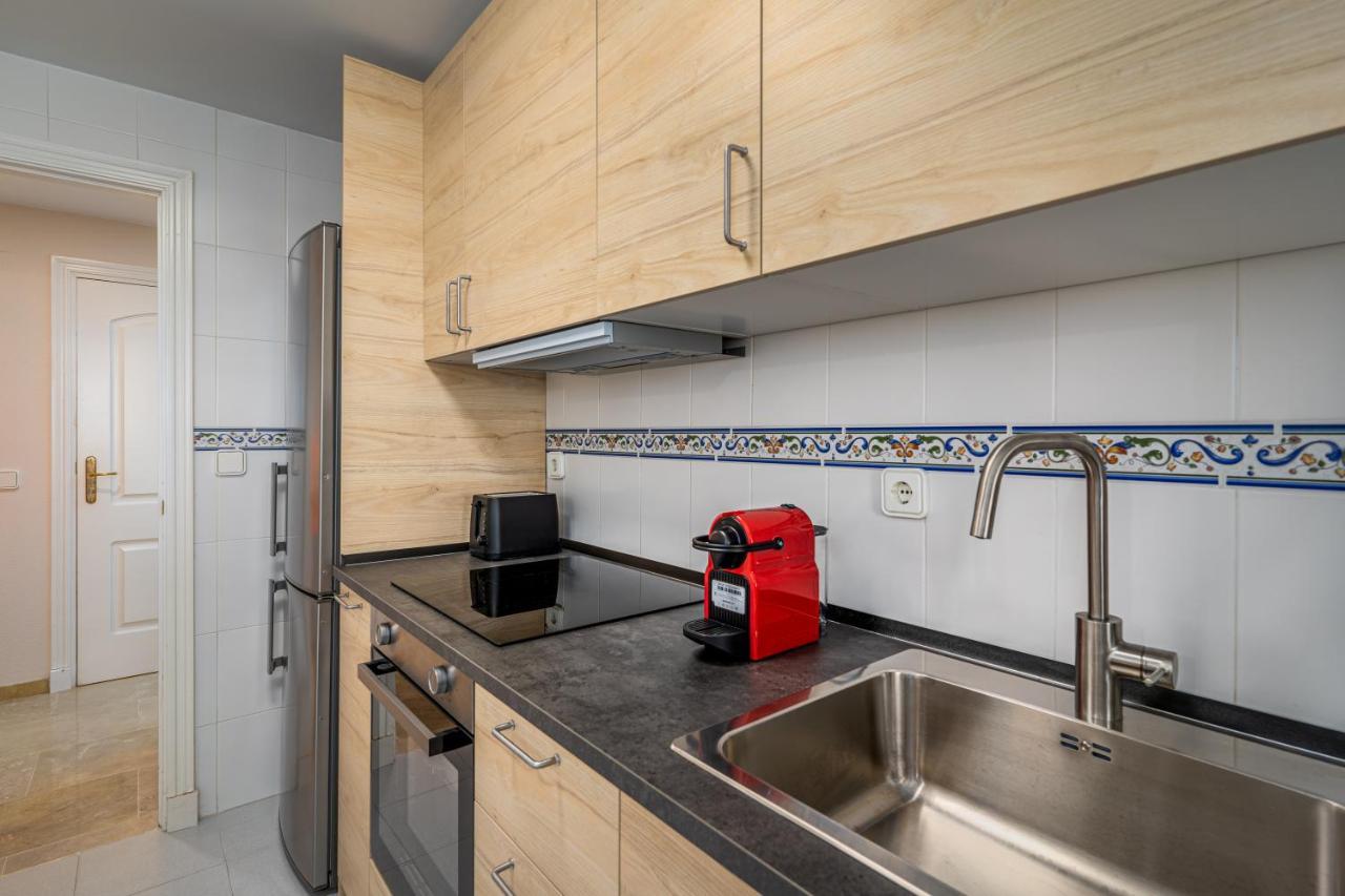 Beach Apartment Marina Duquesa مانيلفا المظهر الخارجي الصورة