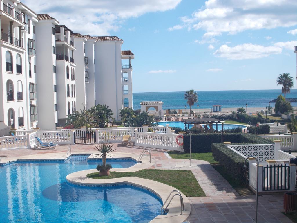 Beach Apartment Marina Duquesa مانيلفا المظهر الخارجي الصورة