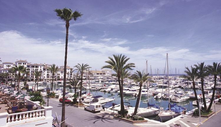 Beach Apartment Marina Duquesa مانيلفا المظهر الخارجي الصورة