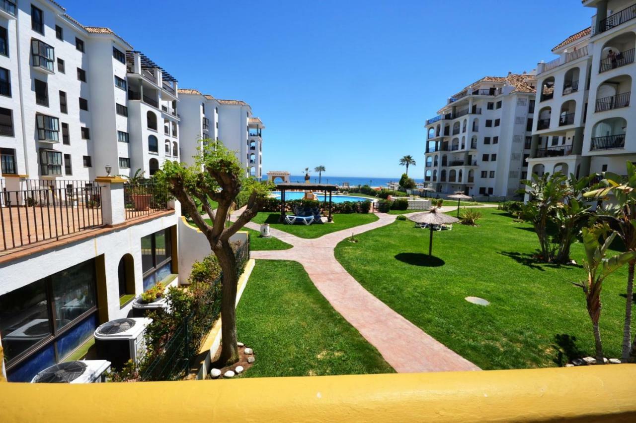 Beach Apartment Marina Duquesa مانيلفا المظهر الخارجي الصورة