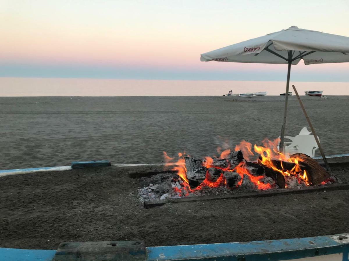 Beach Apartment Marina Duquesa مانيلفا المظهر الخارجي الصورة
