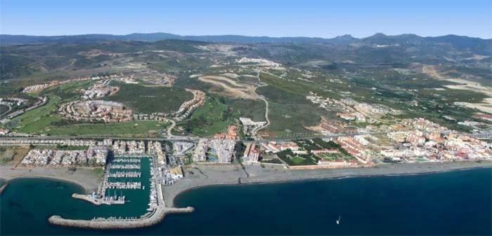 Beach Apartment Marina Duquesa مانيلفا المظهر الخارجي الصورة